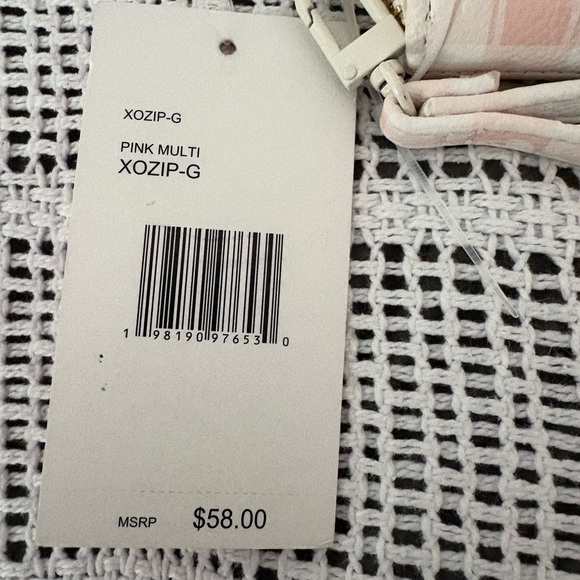 Betsey Johnson Pink and Off White Skull Wristlet/Wallet - NWT - Picture 3 of 11